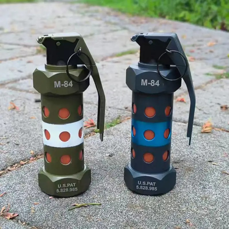 Taktyczna imitacja granatu M84 – Outdoor Camping Games recenzja i cena
